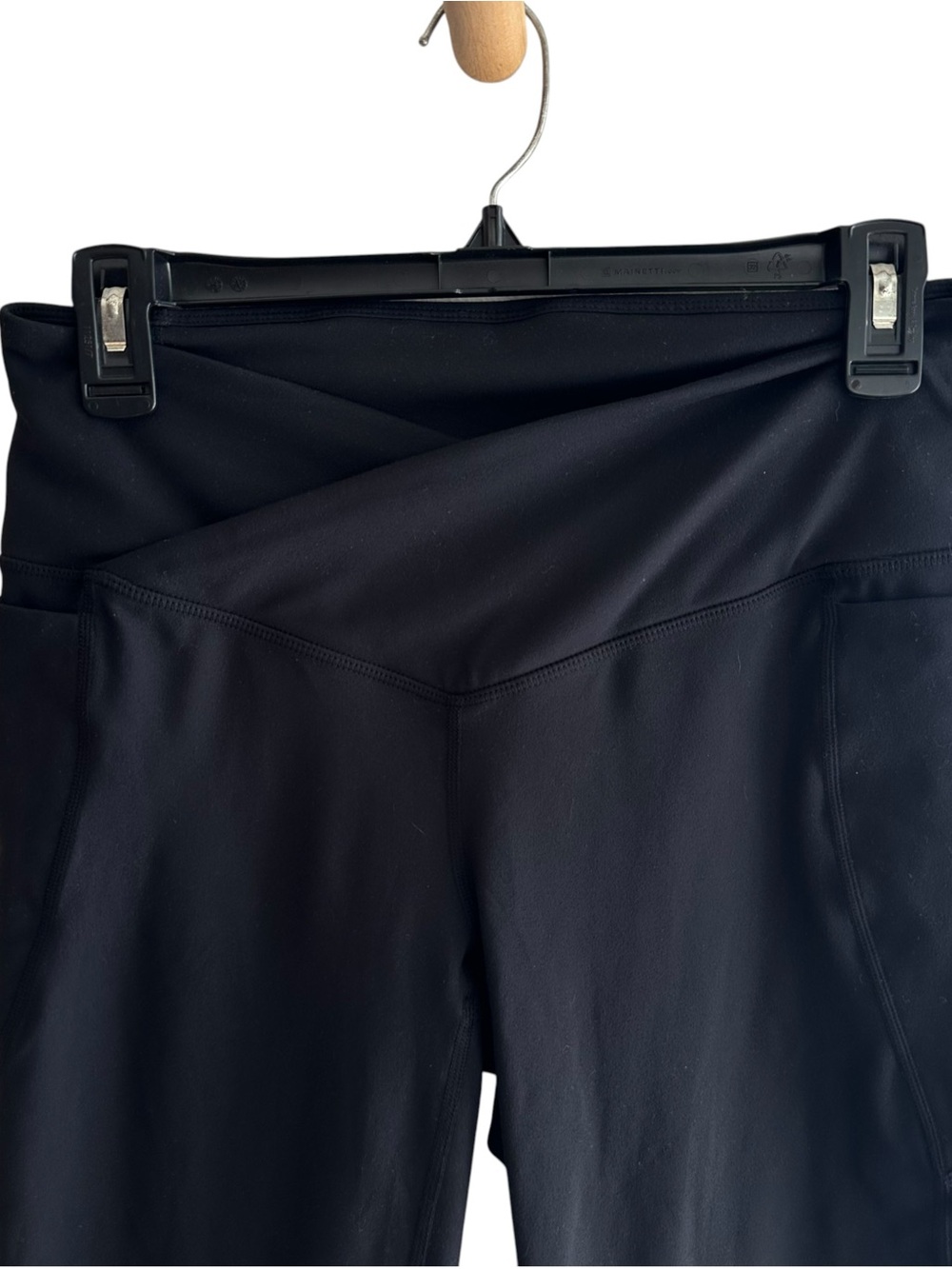Fabletics Oasis PureLuxe High Waisted Crossover 7/8 Leggings - Picture 3 of 5
